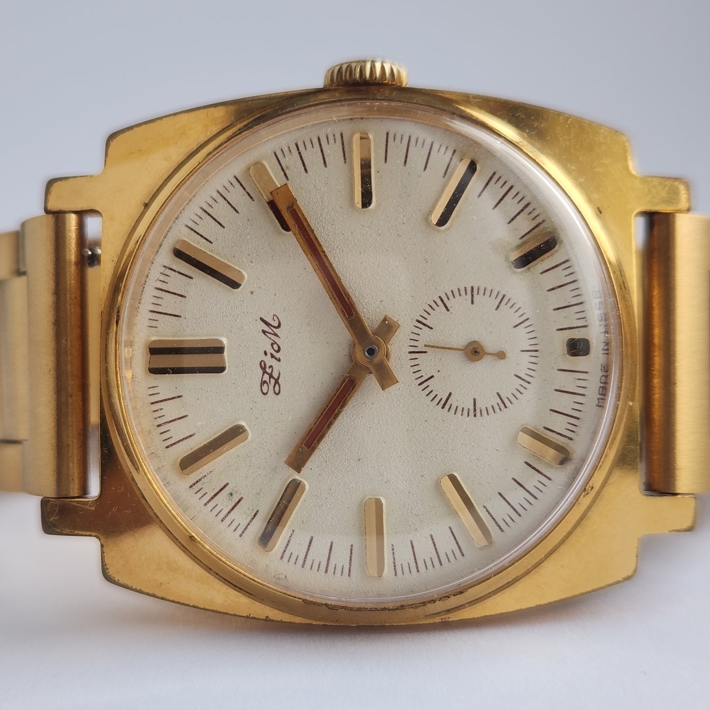 Soviet ZIM men's watch dial