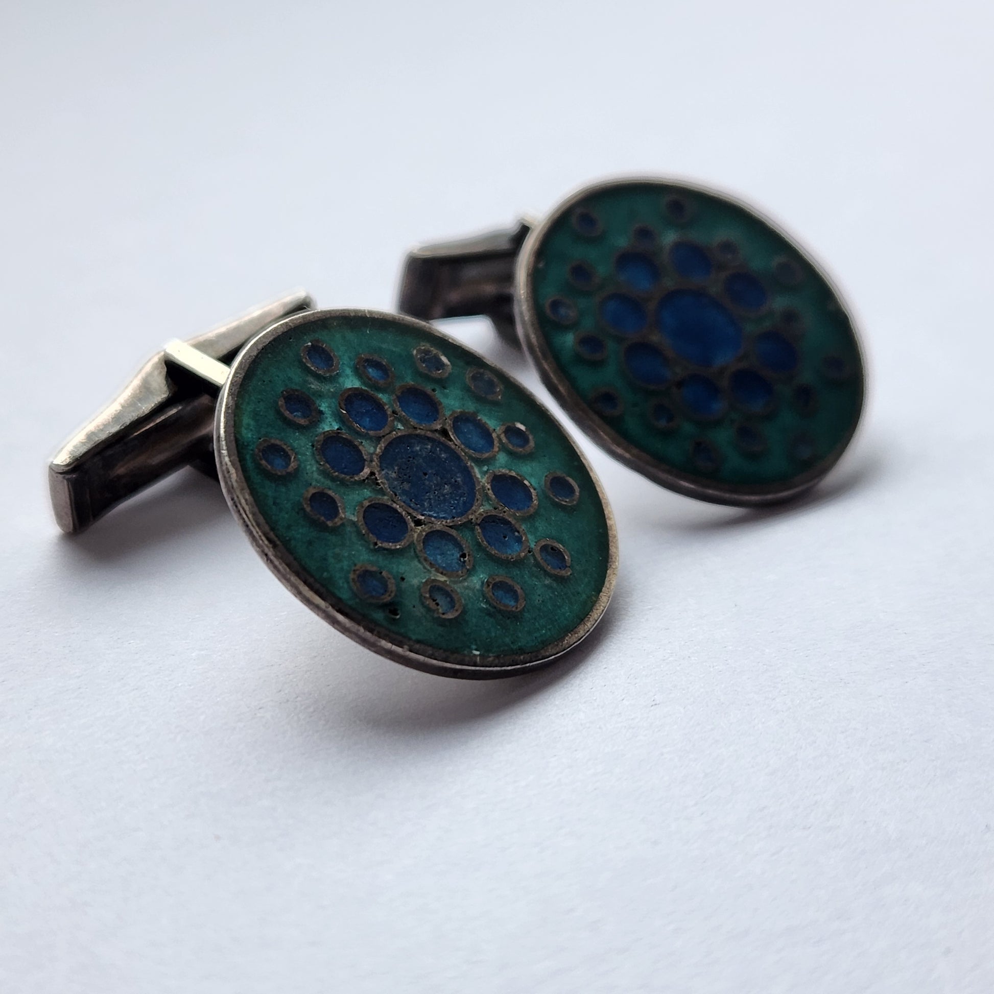 Vintage 1970s enamel inlay Cufflinks