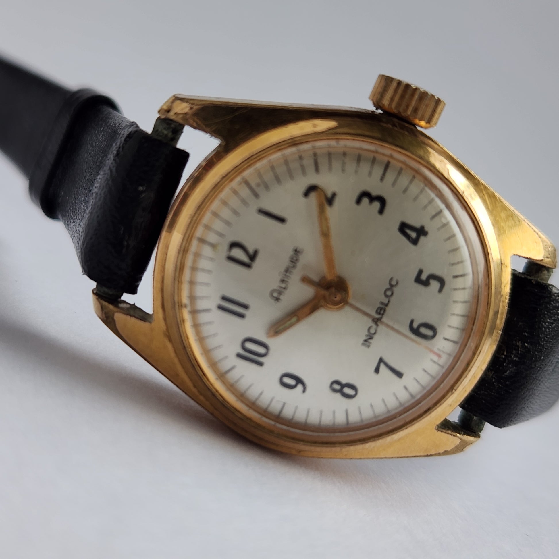 Vintage Altitude Incabloc 1960s women's watch